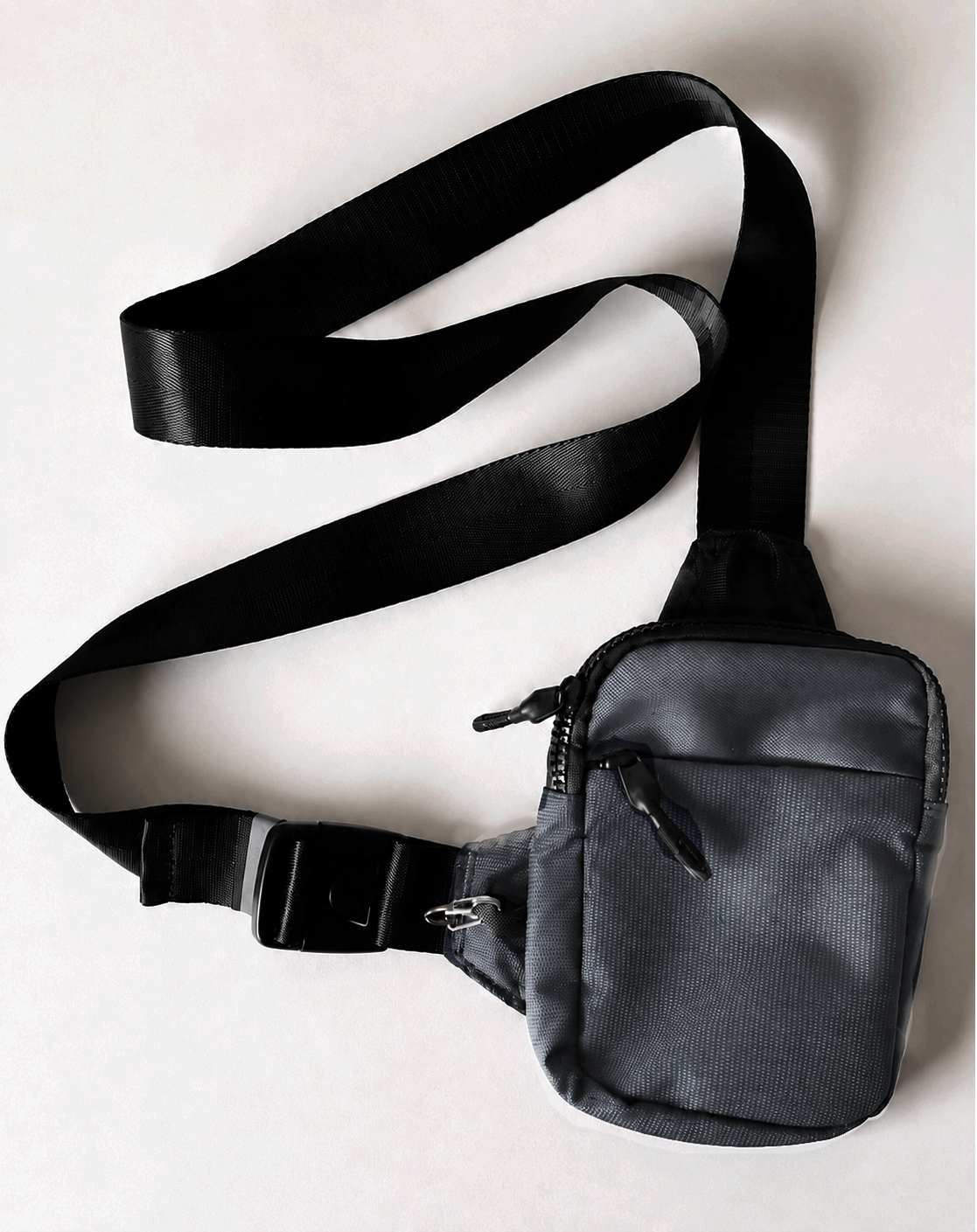 KEEPCLOSE – Crossbody bag för värdesaker RFID skyddad, grå